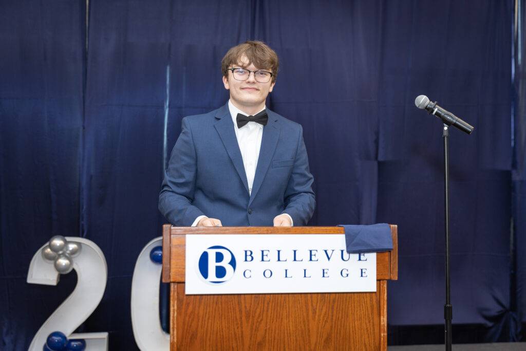 Event Photos of Bellevue College Studen Awards Gala. Photographed by Ludeman Photographic (http://ludemanphotographic.com)